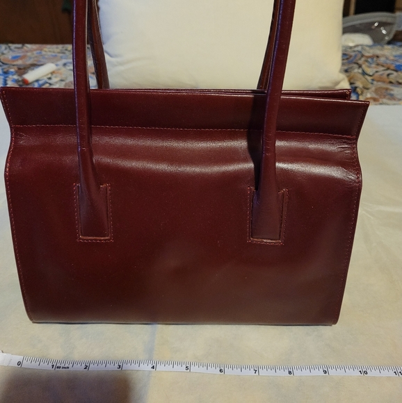 Kenneth Cole handbag - Picture 2 of 3